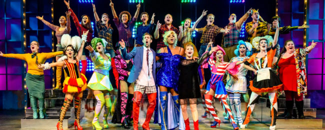 Scenefoto’s en Trailer van Kinky Boots