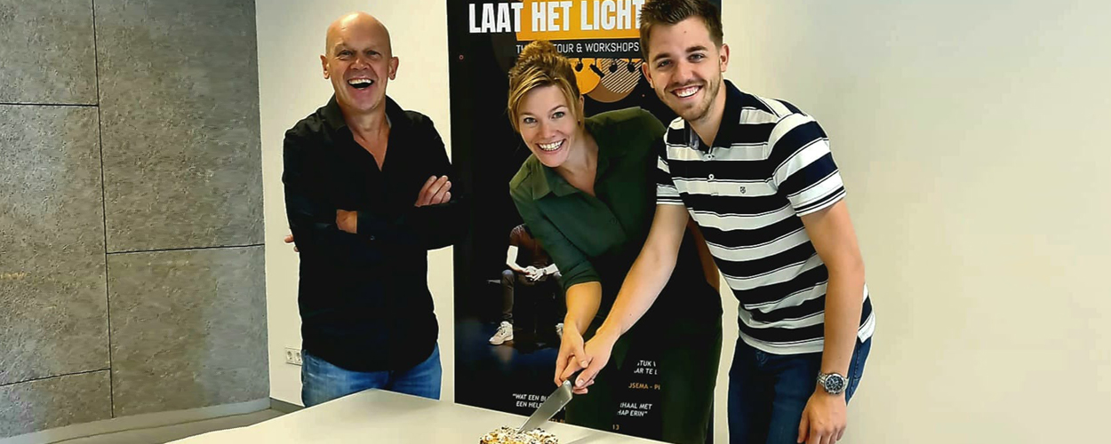 Start repetities Laat het licht aan van Throughout Productions