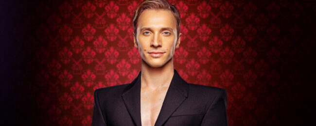 Baptiste Vuylsteke is Baby Doll in Moulin Rouge! De Musical