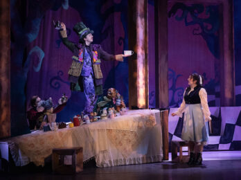 Scènefoto van Alice in Wonderland (2026)