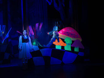 Scènefoto van Alice in Wonderland (2026)