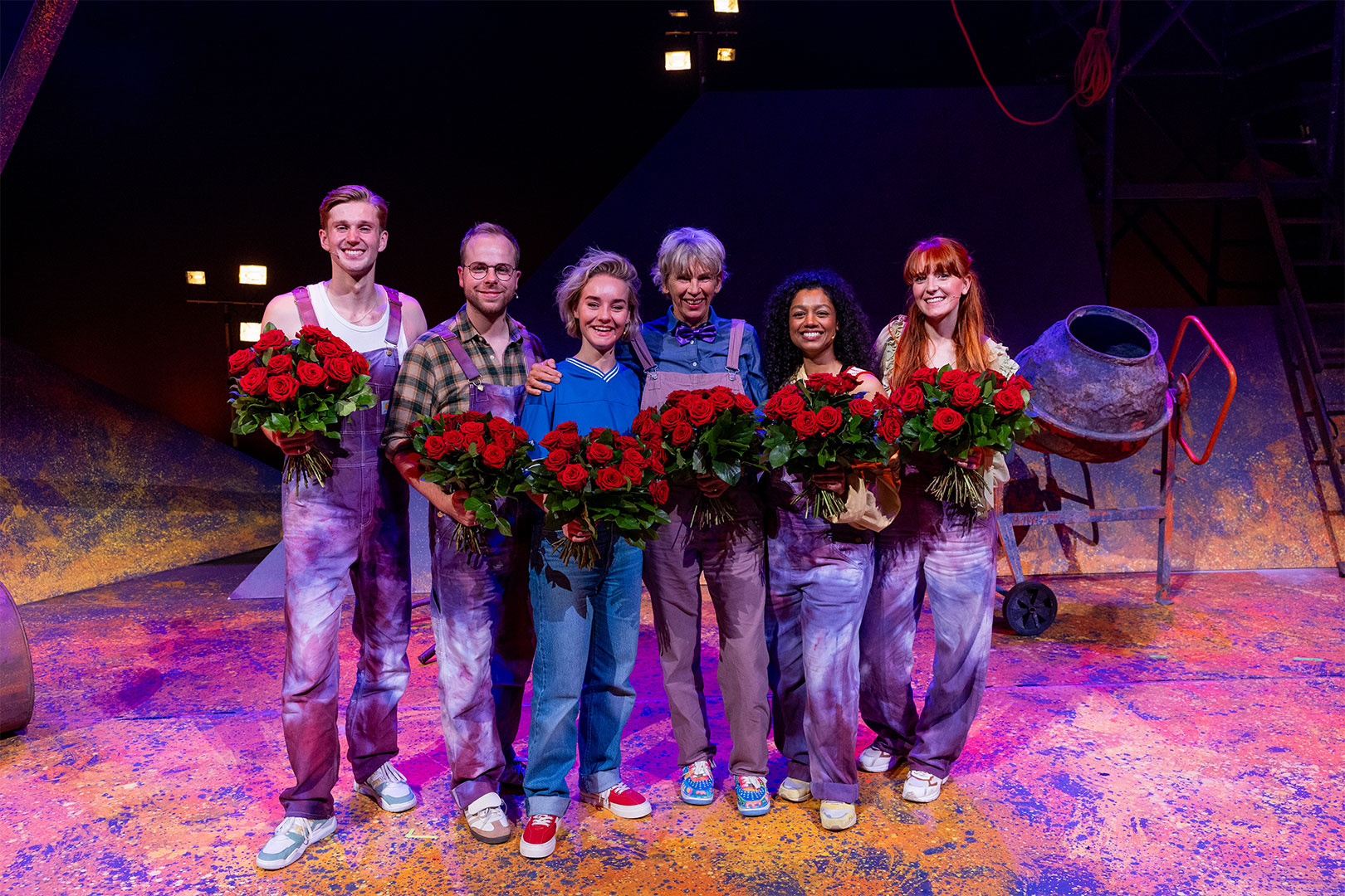 Foto van de cast van Hoe overleef ik? – de Musical