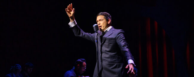 Scénefoto’s en trailer van BREL – de musical