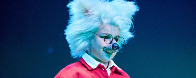 Bekijk de trailer van Dolfje Weerwolfje & Foeksia de Miniheks